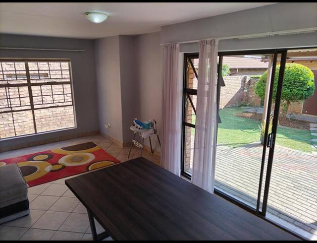 3 BEDROOM PROPERTY TO RENT IN HAZELDEAN